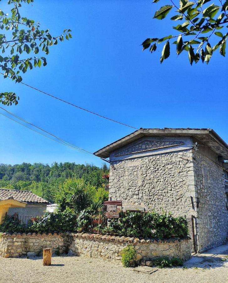 Casale Dei Ricordi Bed and Breakfast Arce Εξωτερικό φωτογραφία