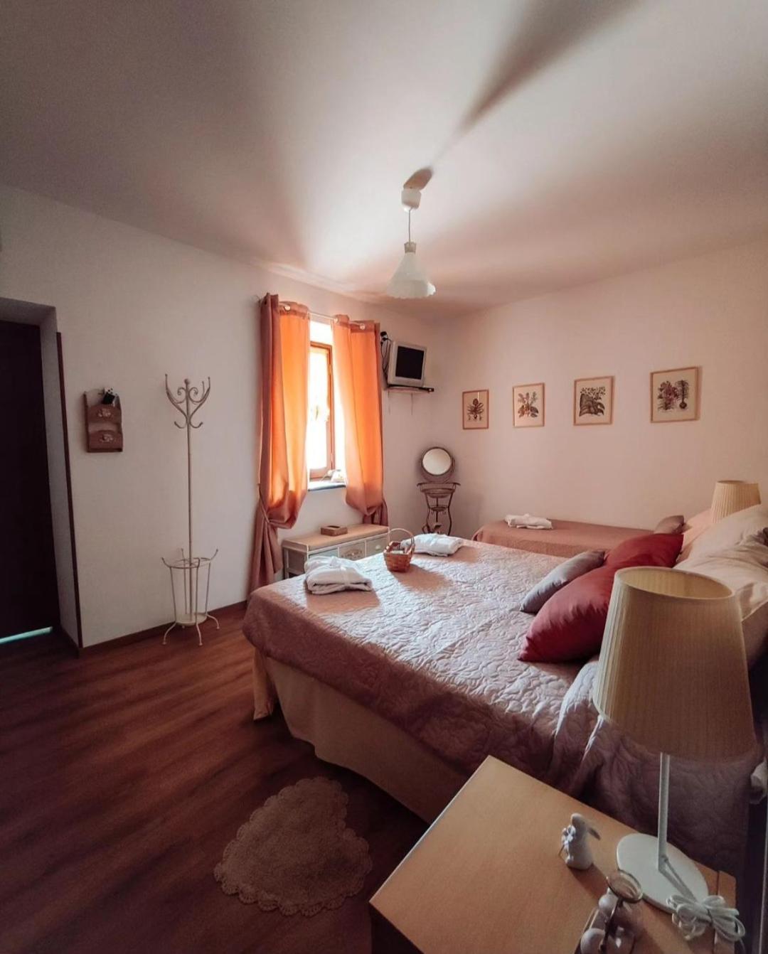 Casale Dei Ricordi Bed and Breakfast Arce Εξωτερικό φωτογραφία