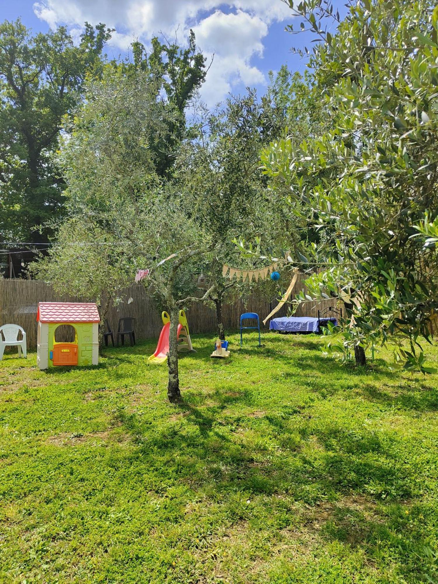Casale Dei Ricordi Bed and Breakfast Arce Εξωτερικό φωτογραφία